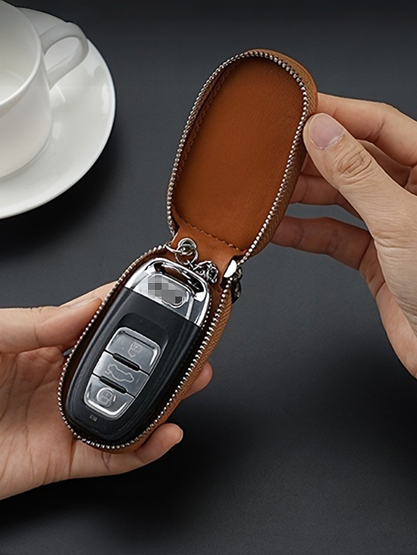 Custom Zipper Design Key Organizer - Ideal for Car, Home, and Office Keys